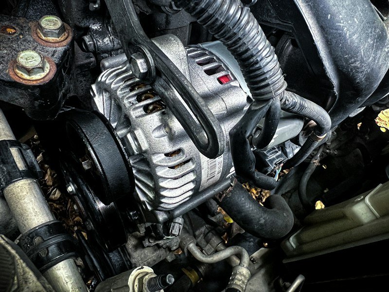 Almacén de recambios originales y piezas de automoción